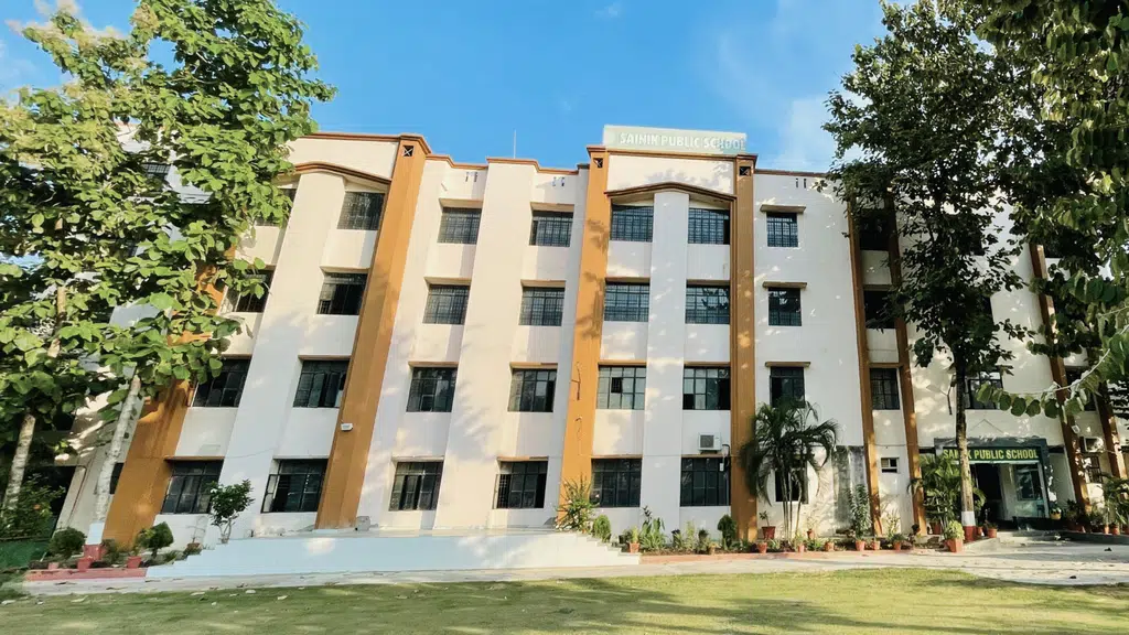 Sainik Public School