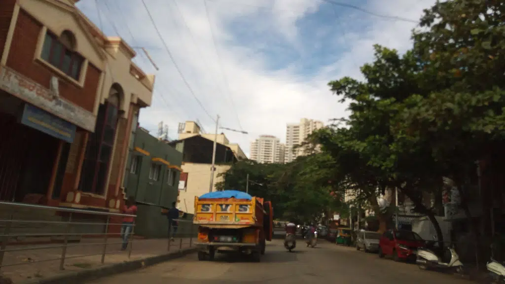 Eshwara Motor Driving School