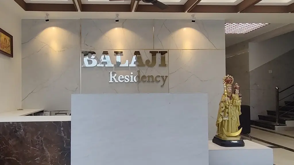 Balaji residency velankanni 