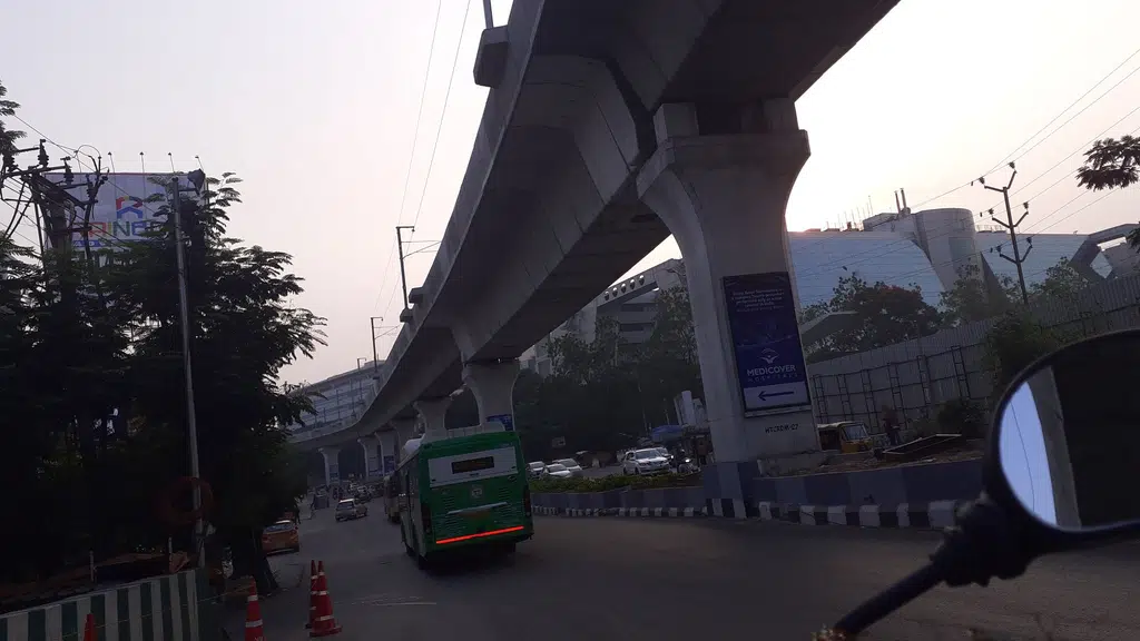 Ala Dakshinapuramlo - Hitech City