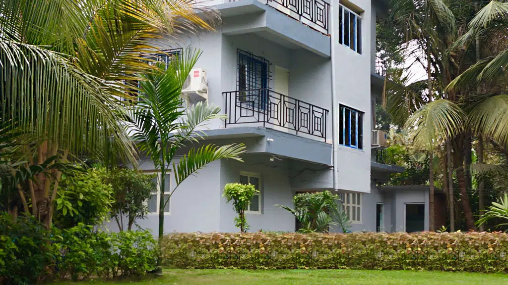 Shreyas Residency