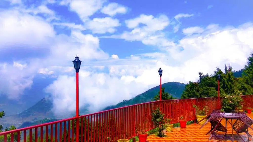 Hotel Himdhara, Dalhousie (Best Location )