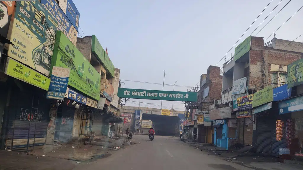Delhi Immigration Services