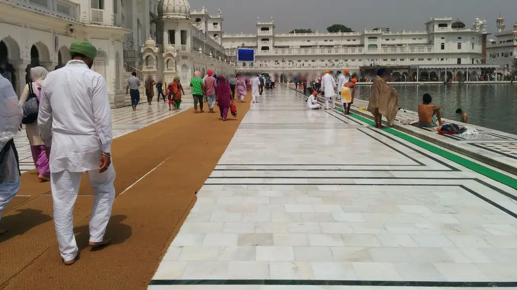 Sarovar Sri Harmandir Sahib Ji