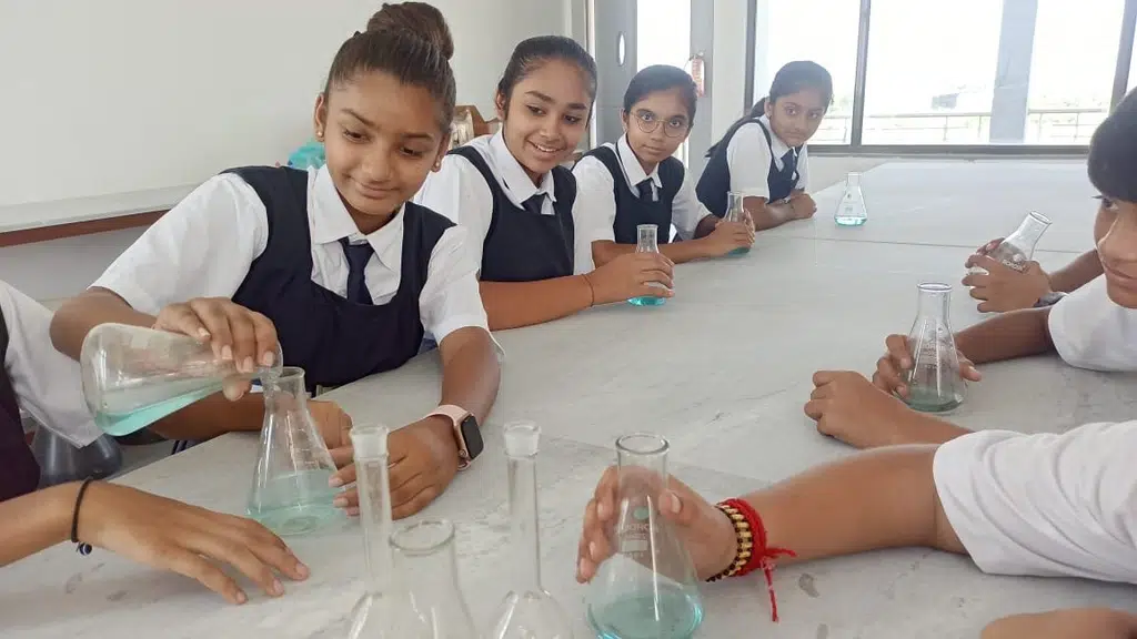 Jetpur Academy