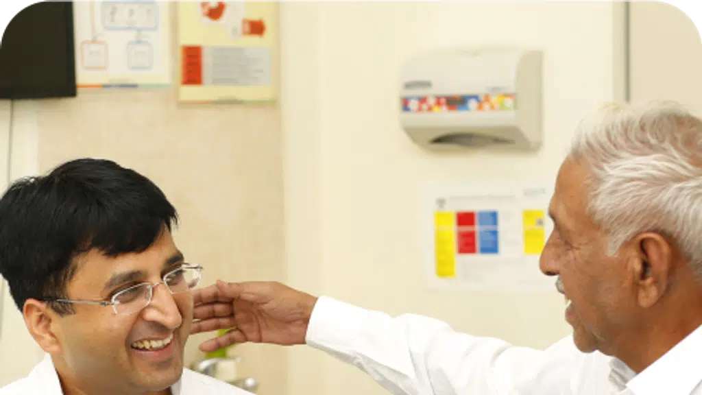 MAX EYE Department Bathinda