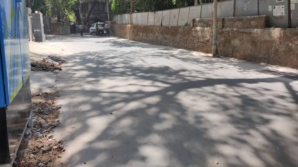 Nai Roshni Apartment