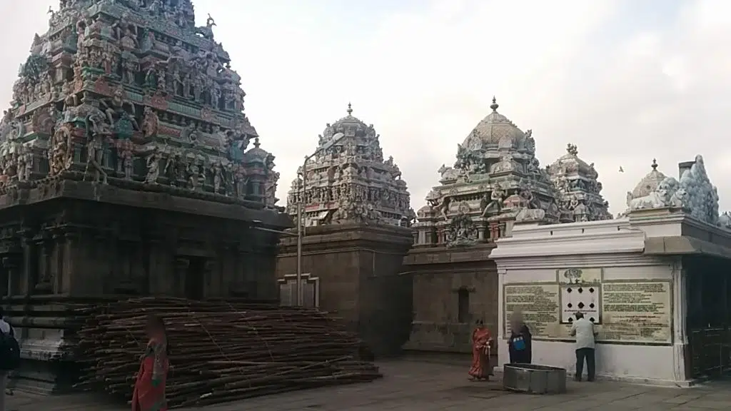 Kapaleeshwar Temple Chariot