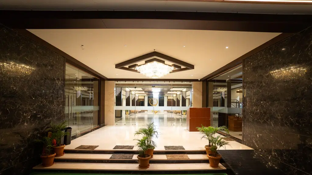Hotel Supriya International