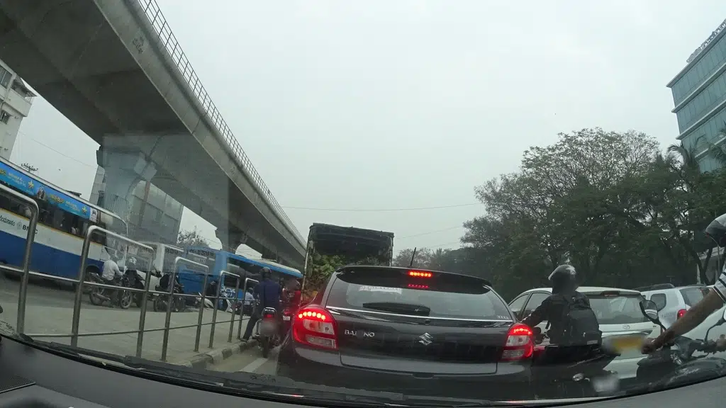 Phoniex Market City Ba
