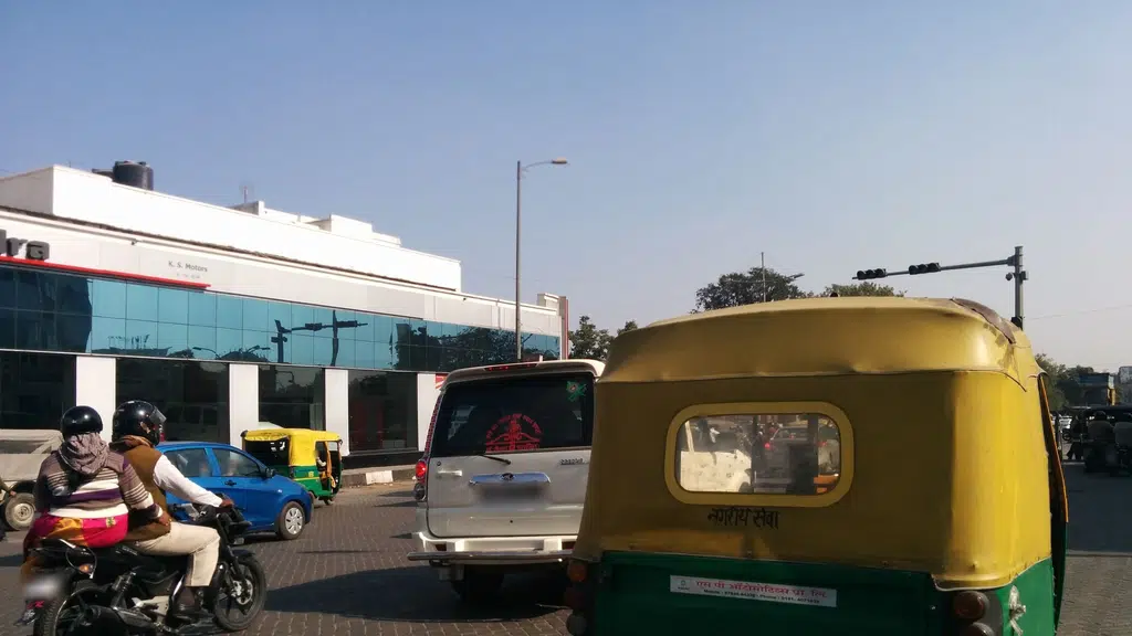Unity Small Finance Bank - MI Road