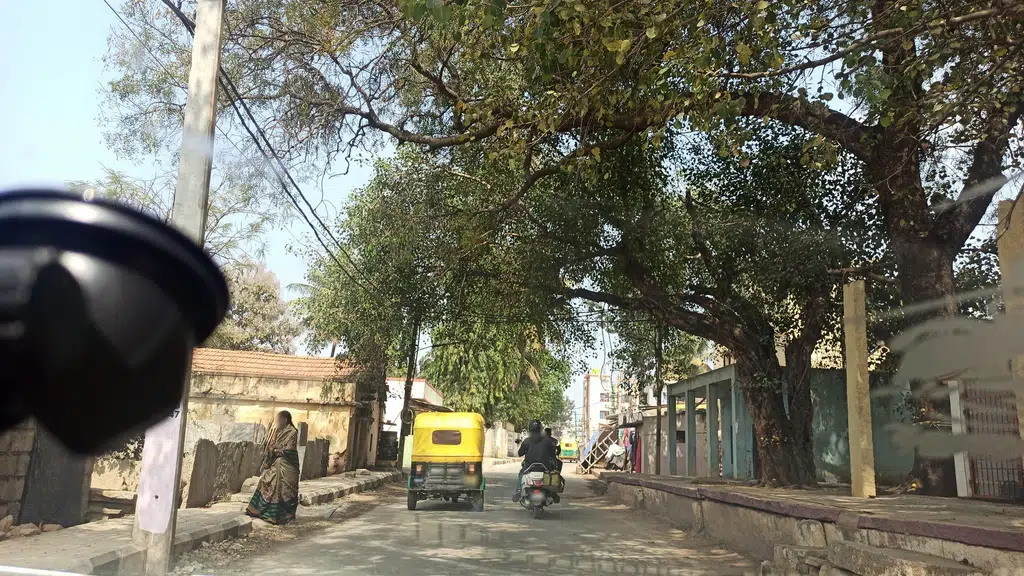 Chokkanhalli Cross Bhartiya City