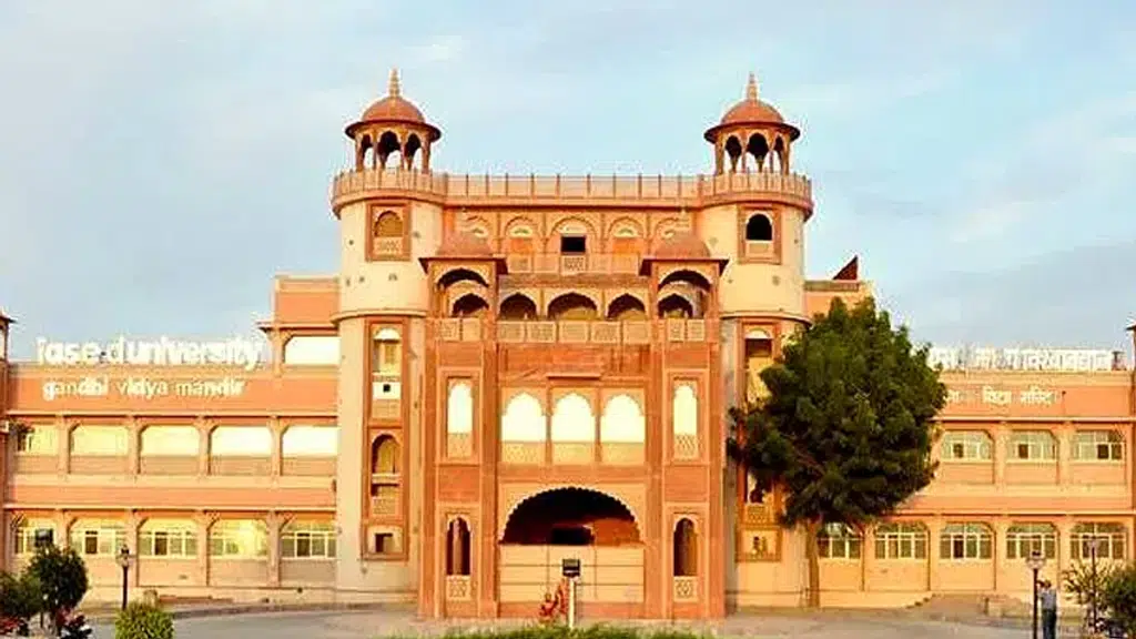 Institute of Advanced Studies in Education