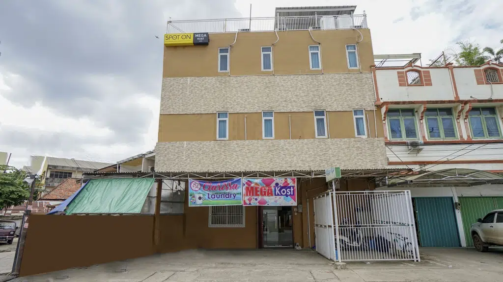 Collection O Hotel Parnil Residency