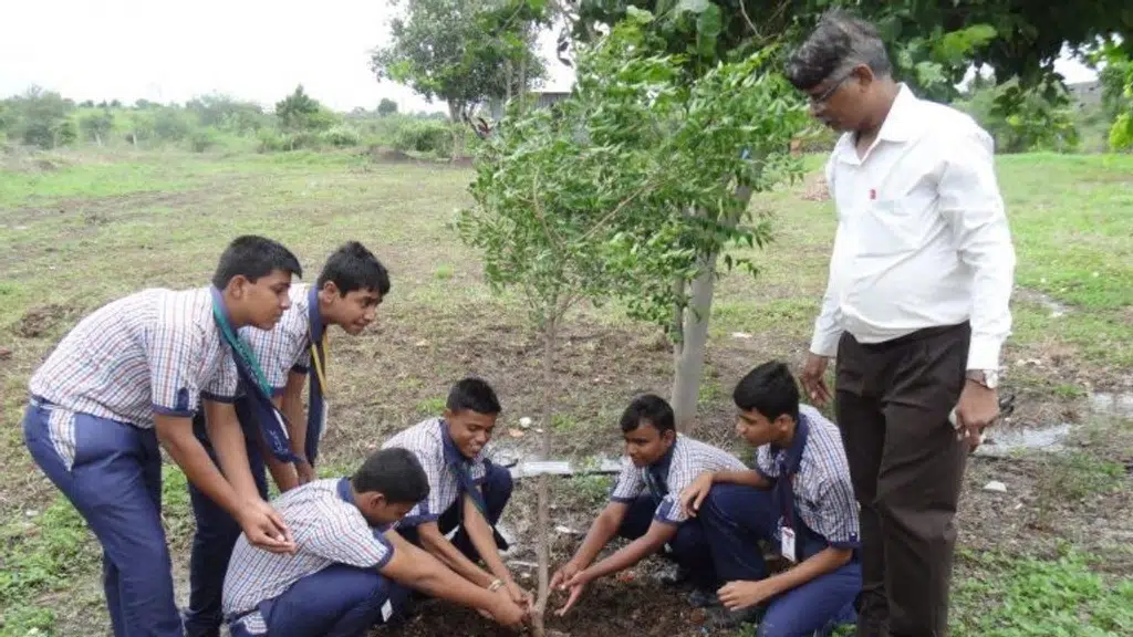 Jubilee English High School, Kumbhari, Akola