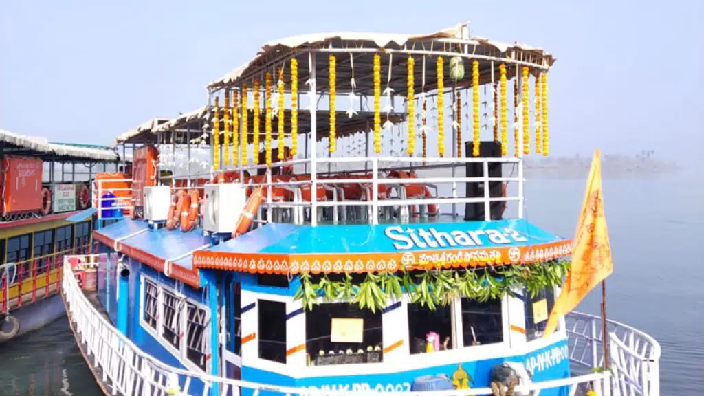 Dheksha Tours and Resorts