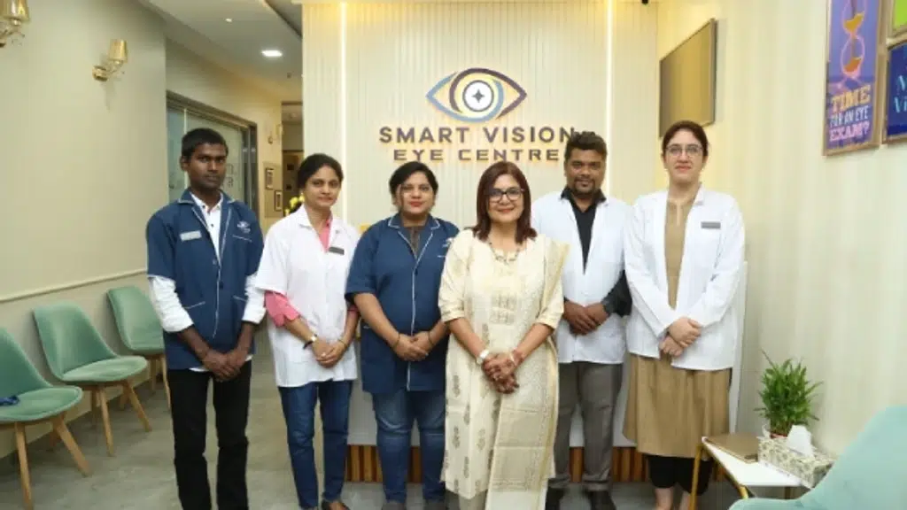 Nitish Shinde | Eye Checkup | Eye Number Test | Eye Vision Test | Optometrist