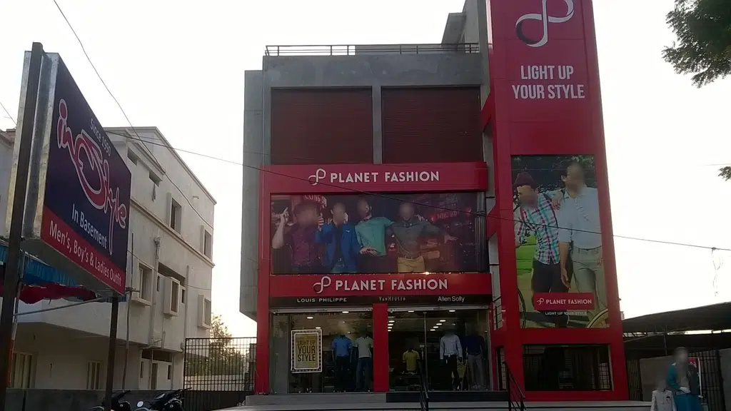 Samsung plaza nadiad