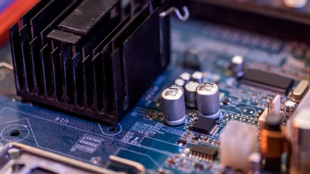 Ruchi Infotech Laptop Repair and Data Recovery