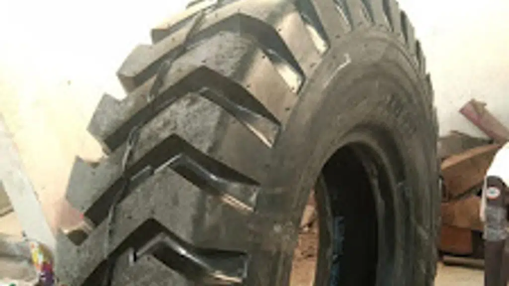 Yogeshwar Tyre Remolding