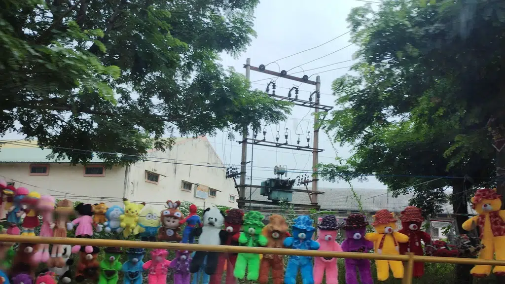 Sri Vara Vivasaigal Seva Maiyam
