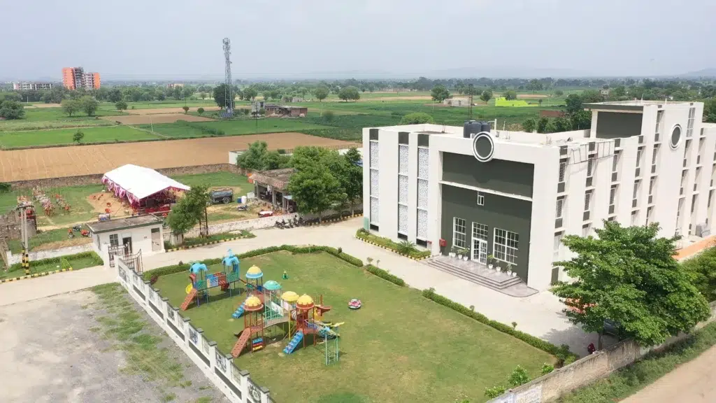 Delhi World Public School