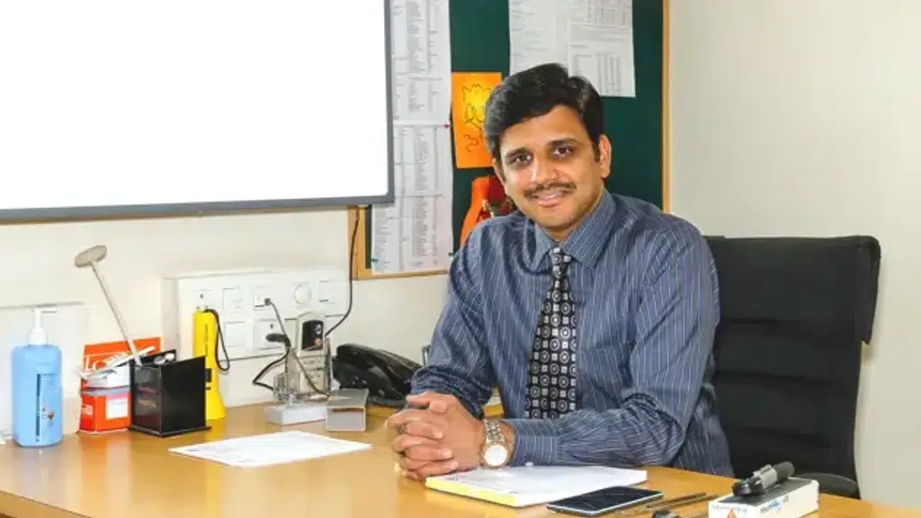 Dr. Chandrashekhar Raman - Neurosurgeon in Pune