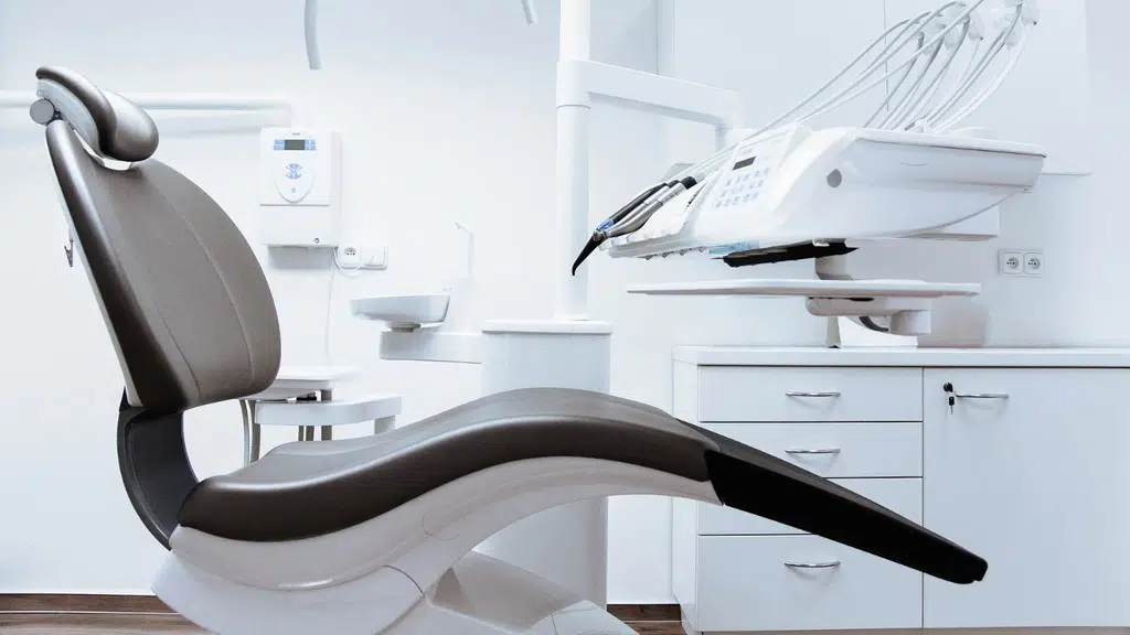 Dr. Amruta Gotkhinde - Dentist in Wanowrie Fatima nagar | Orthodontist | Root Canal