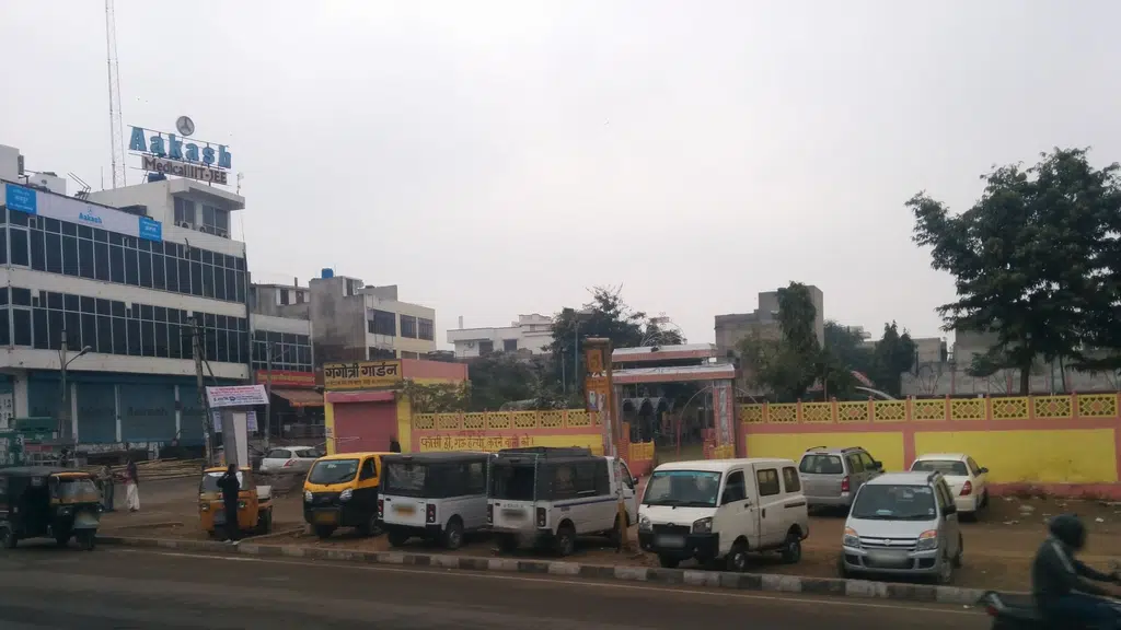Swastik Car World