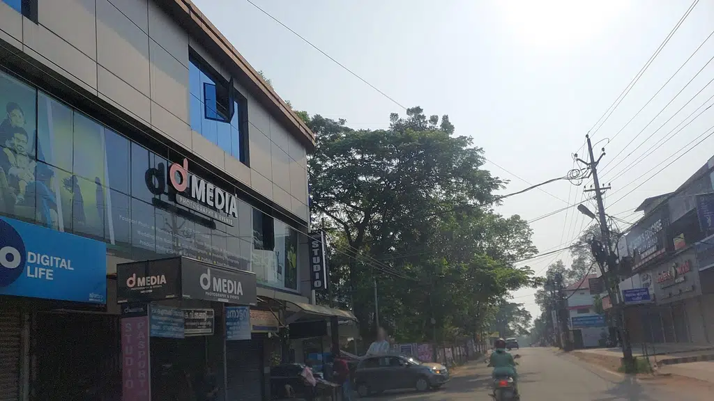 Golden Plaza Building