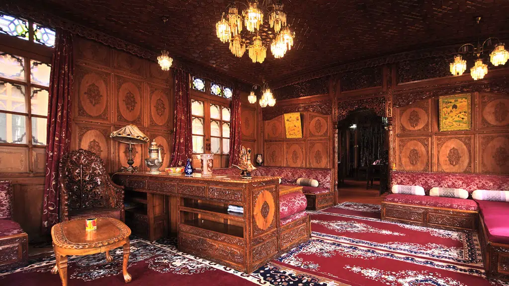 Meena Travels Pvt. Ltd.