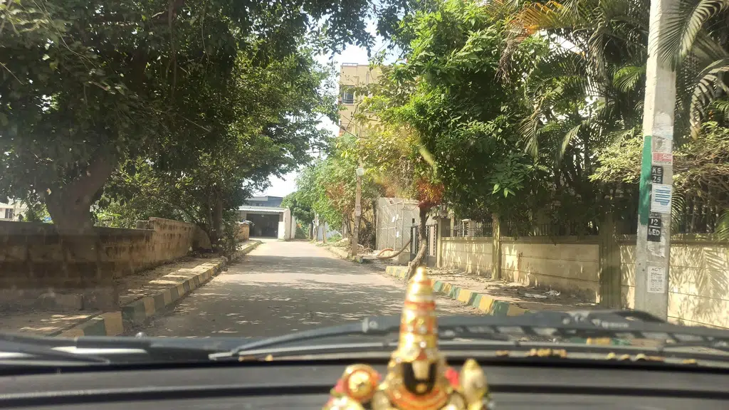 Naveen Store