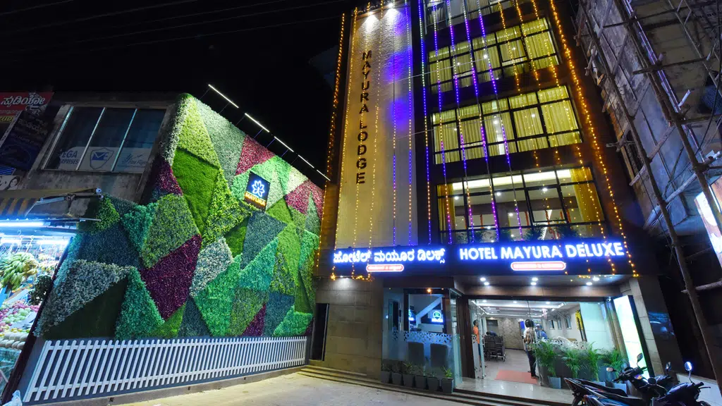 Mayura Hotel Pure Veg