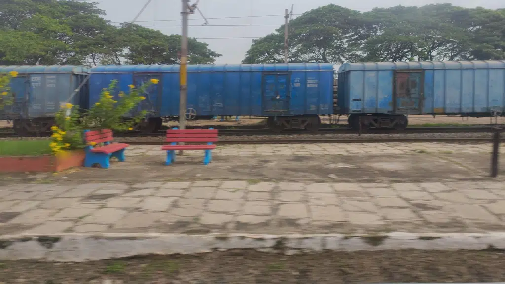 Kadiyam railway station