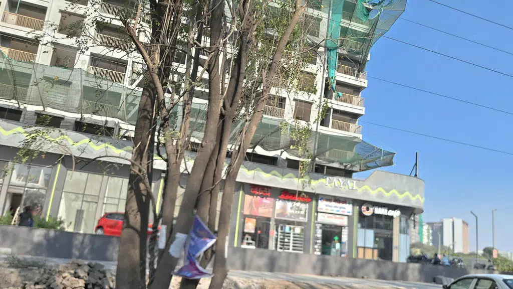 Priyapawan unisexsalon