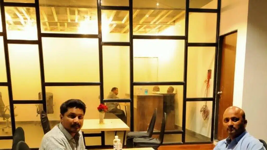 Hotel Meera Veg Non-Veg Bar and Family Restaurant