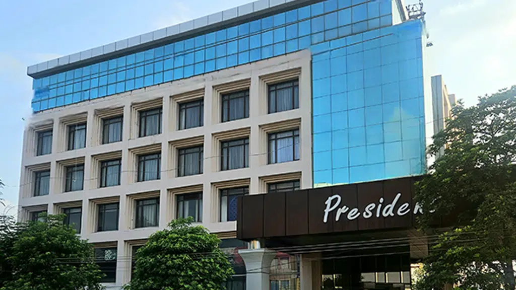 Hotel President New Courts