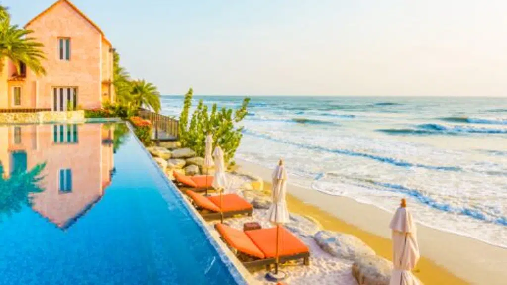 Alohaa Beach Resort