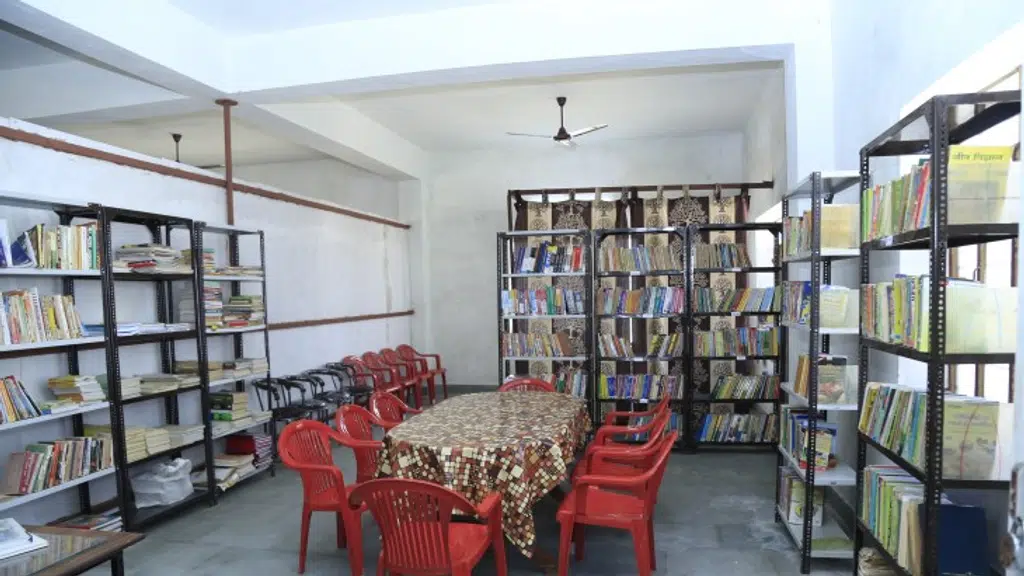 KR College