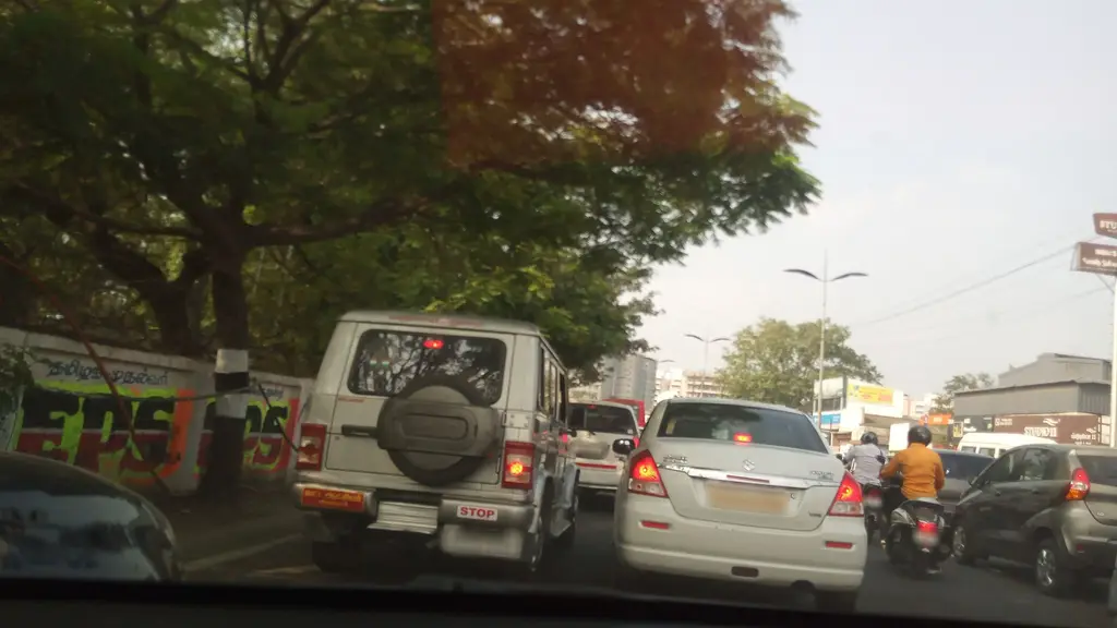 KTM Husqvarna Avinashi Road
