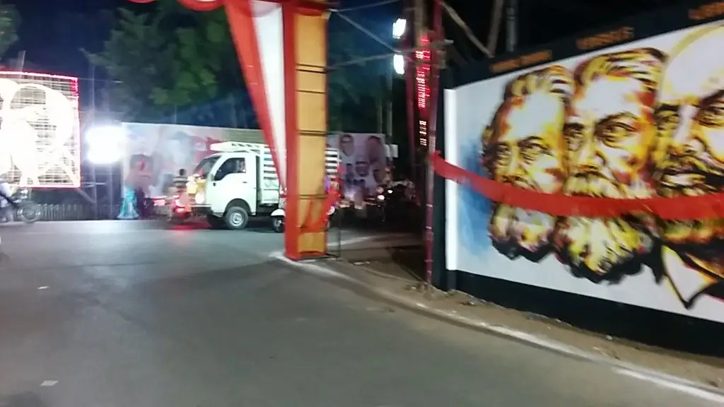 Balaji Theater 70mm A/c Qube Dts pondicherry