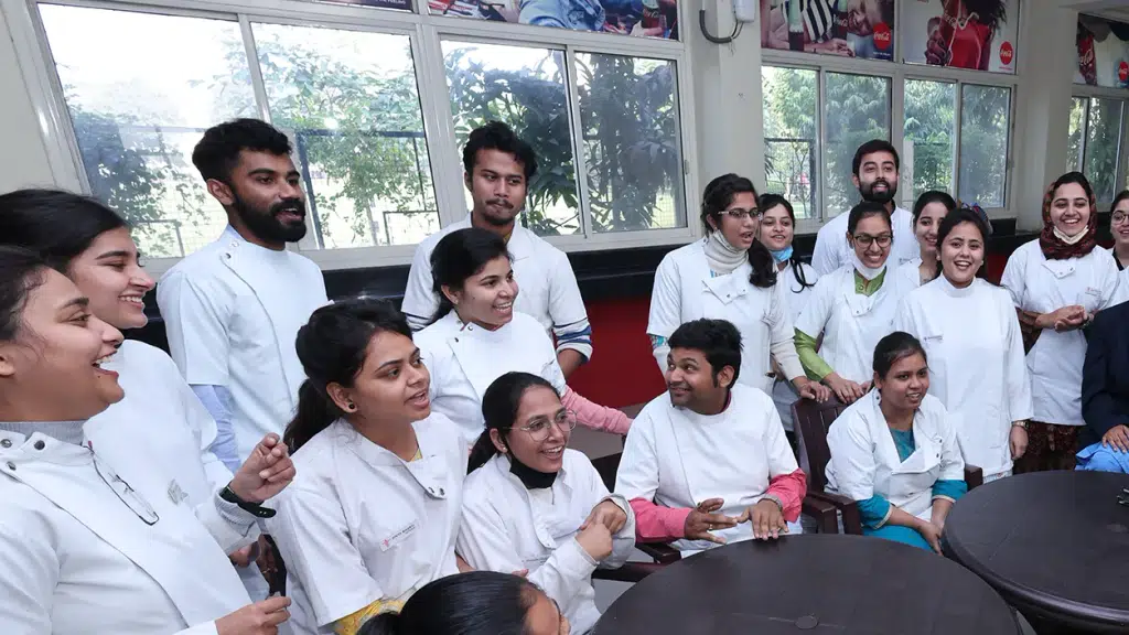 Saraswati Dental College