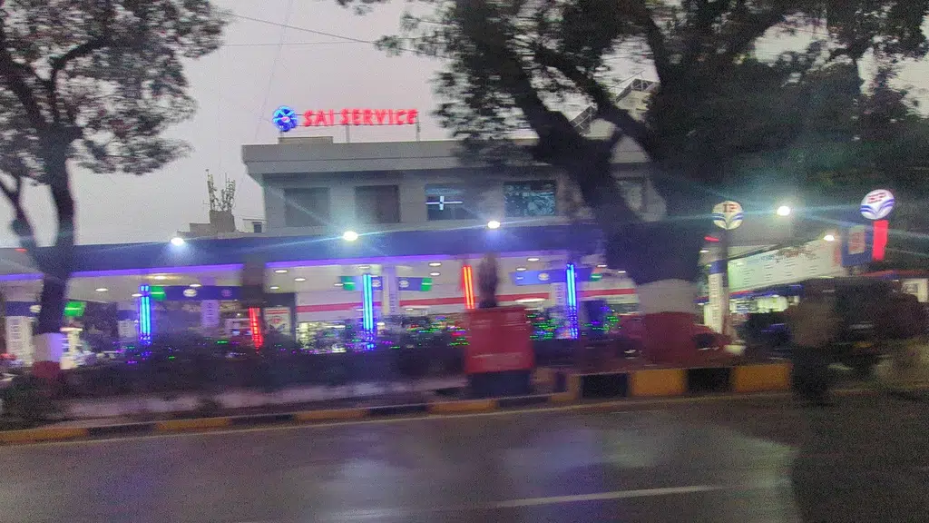 Shree Sai Service Station - HP Petrol Pump
