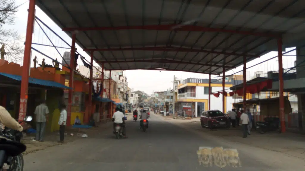 Hindustan Enterprises- The Best Tyre Showroom