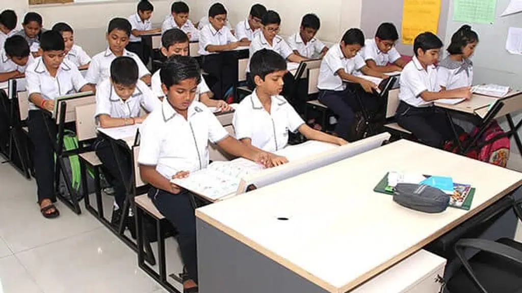 Ramniwas Bajaj English School