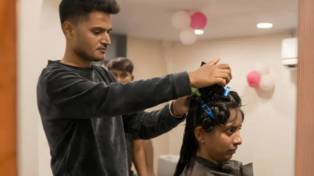 7 Stars Unisex Salon