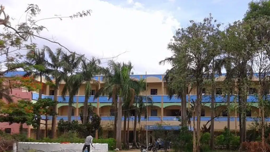 Sravanthi College of Education