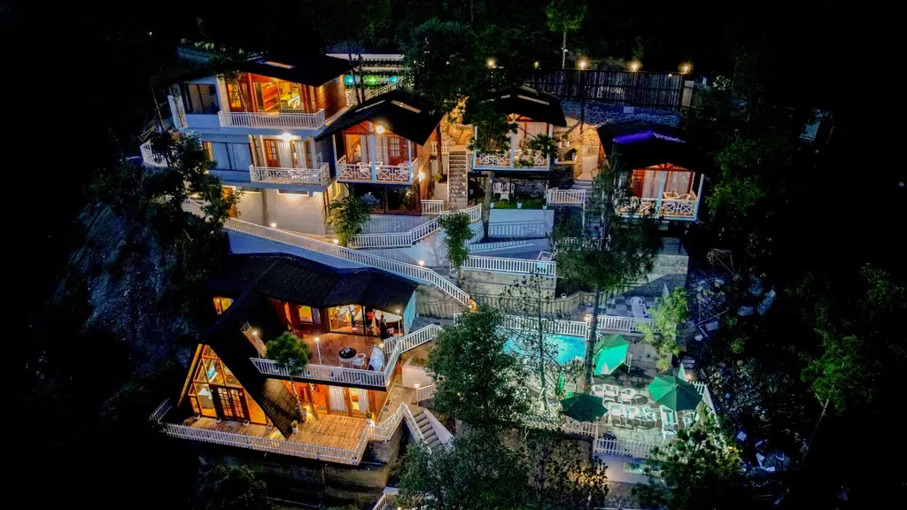 Koro Treehouse Resort
