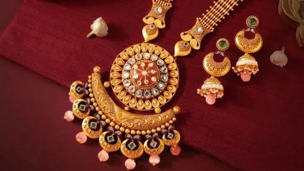 Om Alankar Jwellers