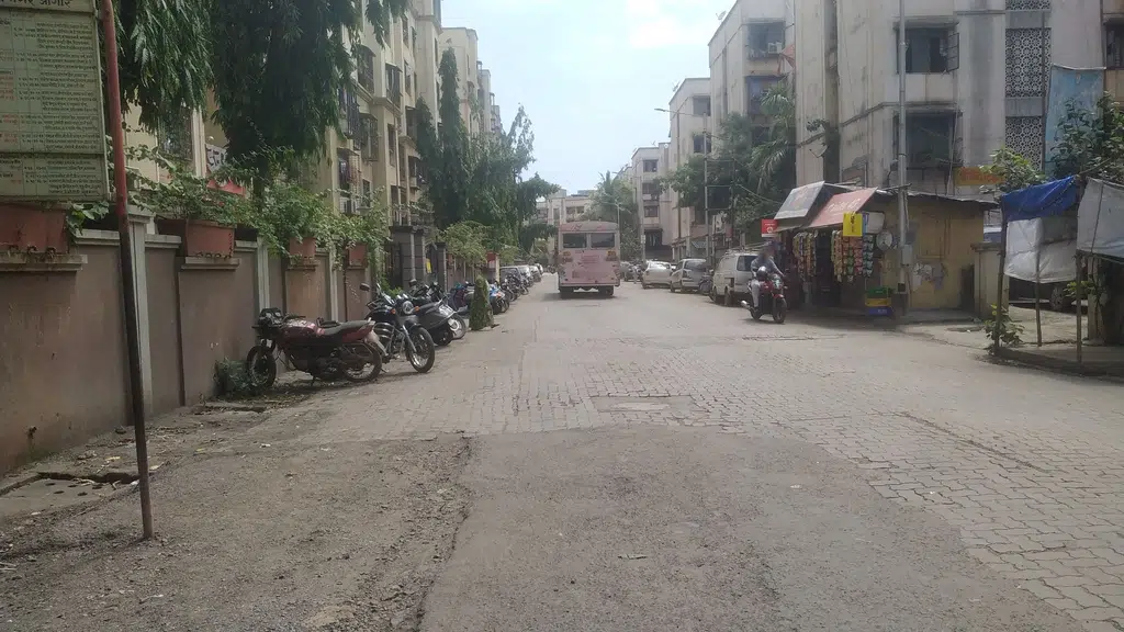 Pratiksha Nagar Bus Station-Entrance 2